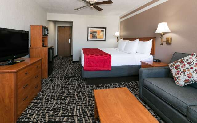 Ramada by Wyndham Oklahoma City Airport North