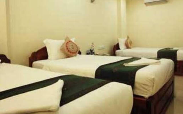 Sambath Phal Hotel