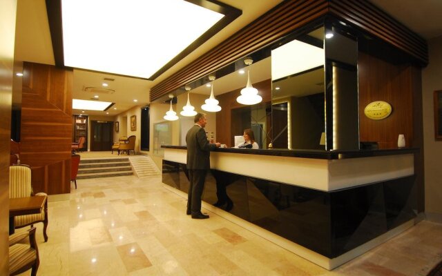 Şapçı Prestij Hotel & İbrice Balık Restaurantı