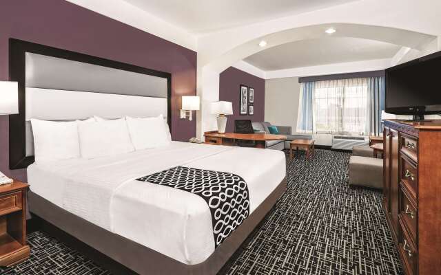 La Quinta Inn & Suites by Wyndham Houston Rosenberg