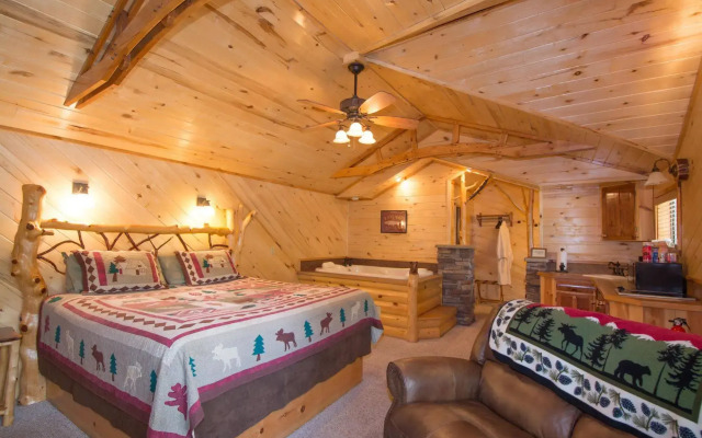 Upper Canyon Inn & Cabins