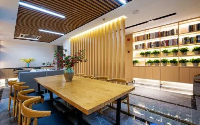 Shanghai Aixiang Fashion Chain Hotel