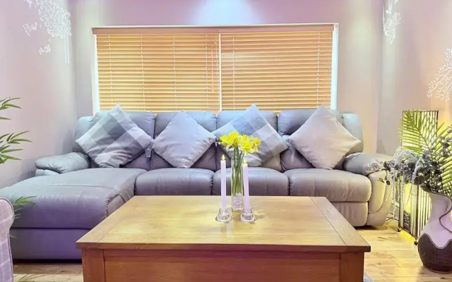 3 Bed-sleeps 6-hot Tub-pet Friendly-parking