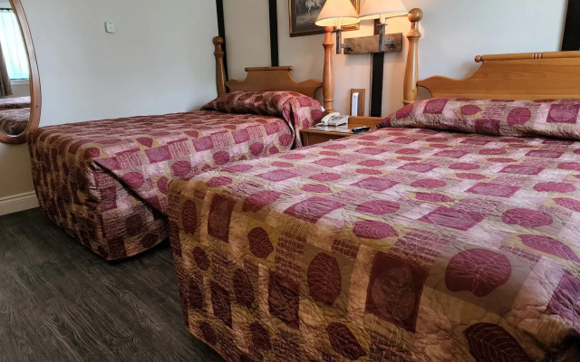 McIntosh Country Inn & Conference Centre in Canada