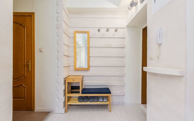 GM Apartment Smolenskaya-Sennaya 27