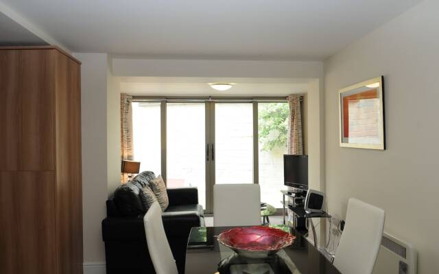 Your Stay Bristol Cotham Lawn