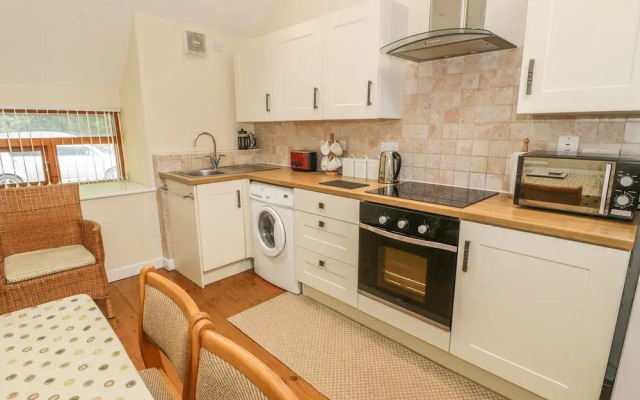 Hendoll Cottage 1