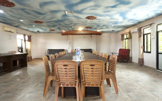 OYO 485 Hotel Holy Lodge Annexe