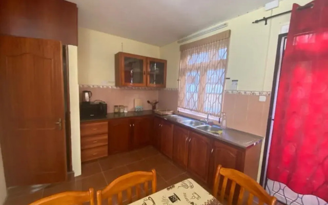 3-bedroom Duplex Seaview Beach Access Flic en Flac