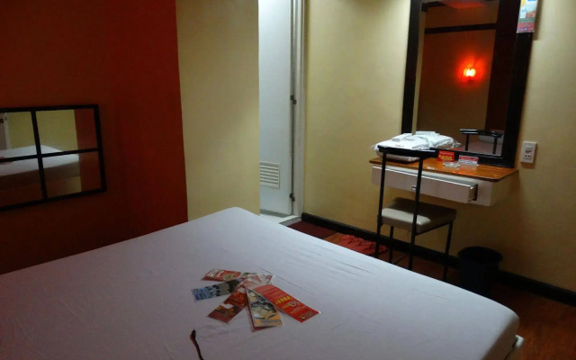 Hotel Sogo Quirino Motor Drive Inn