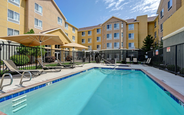 Homewood Suites by Hilton Albuquerque Airport