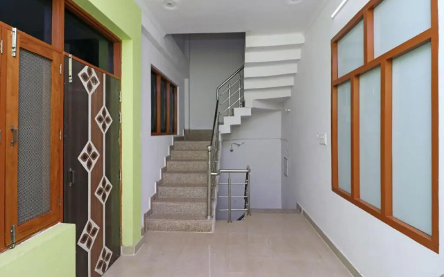 Hotel Om Sai Guest In By OYO Rooms