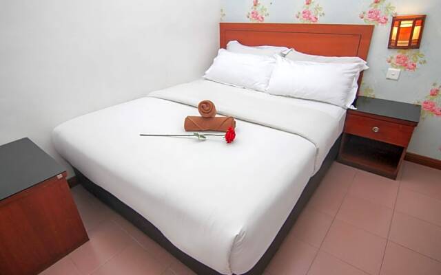 Rose Cottage Hotel Taman Daya