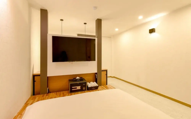 Ansan Vant Hotel