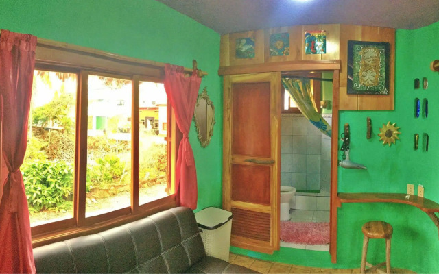 Lonesome George Ecolodge