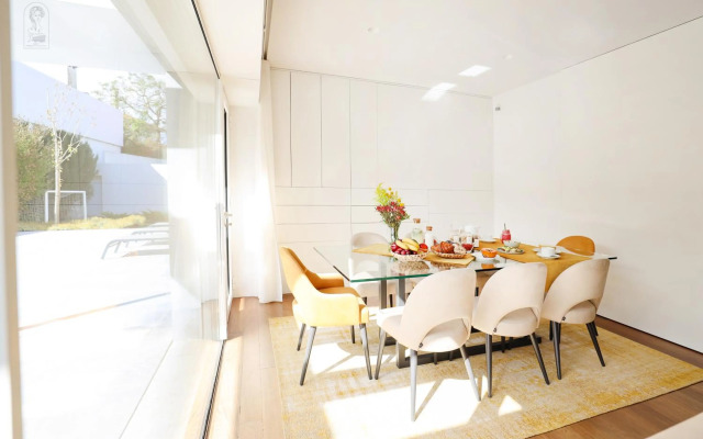 Santa Joana Residence with Garden and heated pool