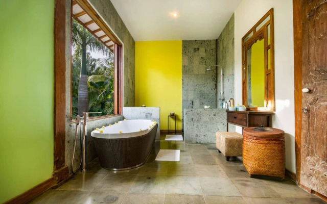 Traditionally Furnished Villa In Bali