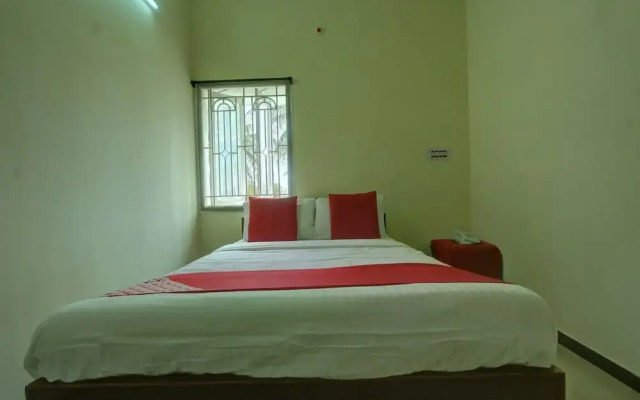 OYO 25080 Vivekam Home Stay