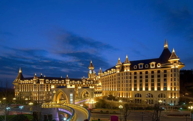 Yin Run Jin Jiang Castle Hotel