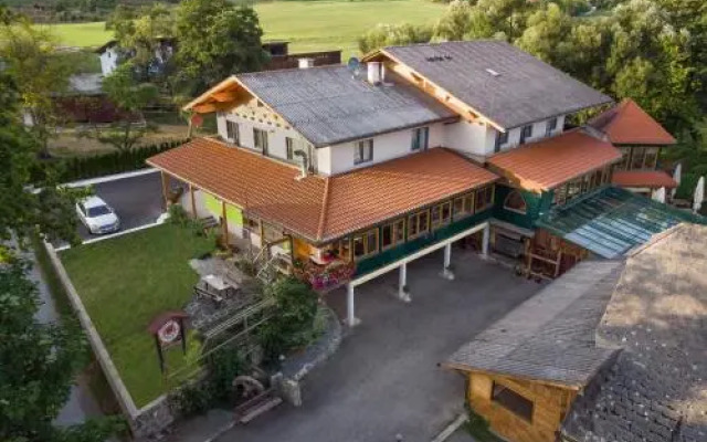 Lorenzer Schlafstubn/Haus Wanderl
