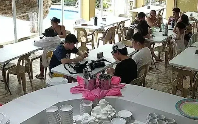 Crystal Shore Beach Resort powered by Cocotel