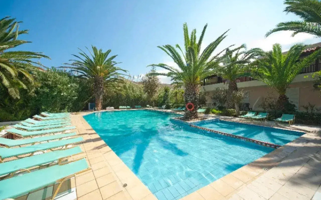 Maravel Land Beach Hotel