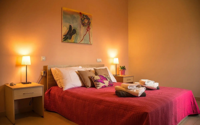 Aksos Suites