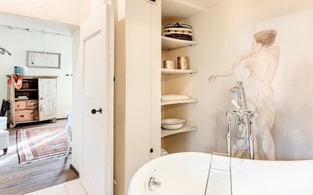 Tuscany Luxury Villapoolgardens Exclusively yours Slps 18 - 2