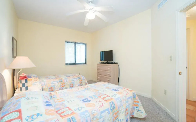 The Palms 202 Apartment 3