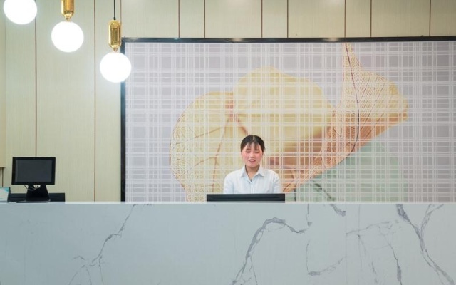 GreenTree Inn Express Suzhou Luzhi Ancient Town Scenic Area Xiaoshi Road – People – Suzhou