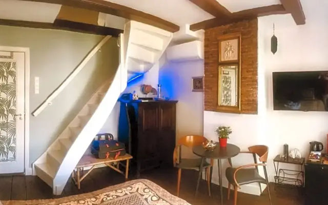 Amsterdam Bed and Breakfast Barangay