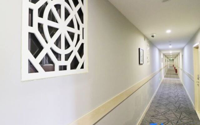 Shell Hotel (Shanghai Nanxiang Guyi Garden)