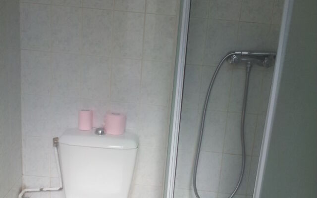 Ideal Hotel