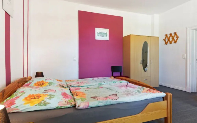 Alluring Apartment in Klein Pravtshagen With Garden