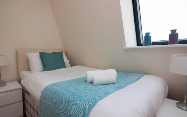 Castle Point Apartments Southampton 19