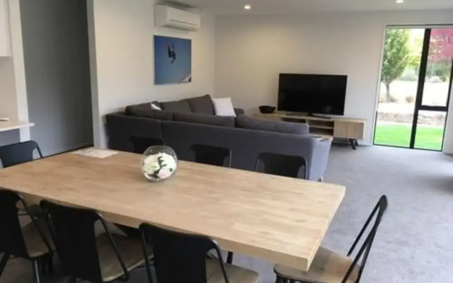 Luxury On Kapuka Lane