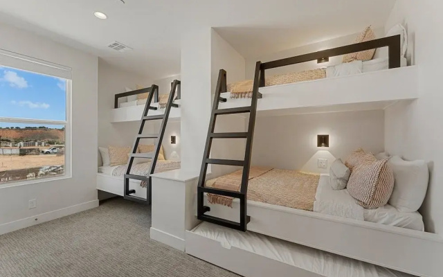 Isle Of Adventure 6 Bedroom Townhouse