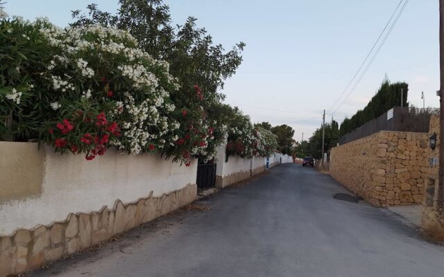 Villa With 2 Bedrooms in Calpe, With Wonderful Mountain View, Private