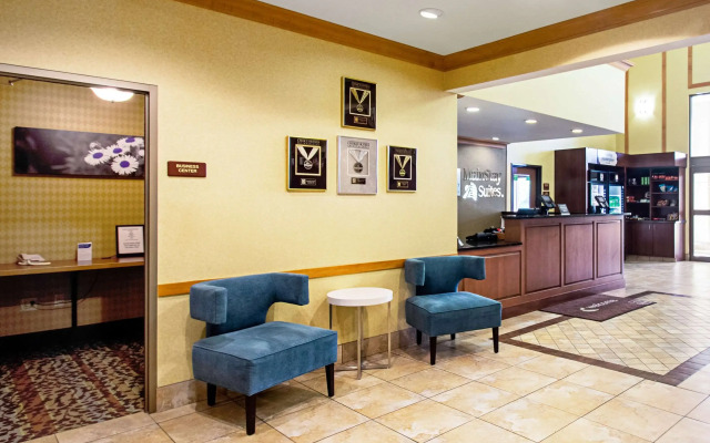 Sleep Inn & Suites Madison - Monona