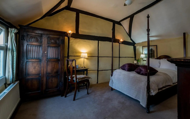 George and Dragon Hotel