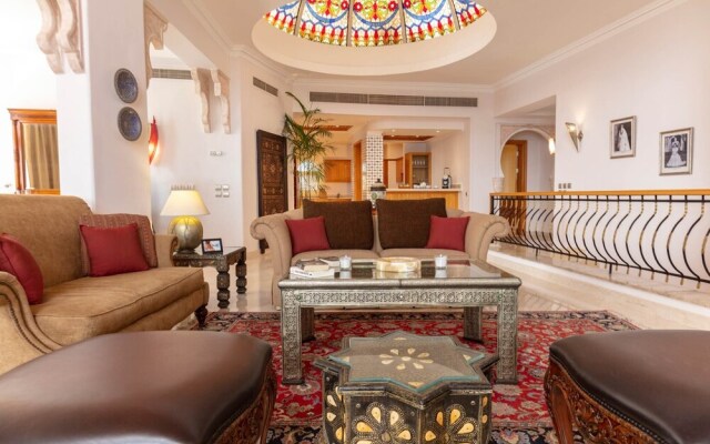 An Amazing 2 Bedrrom Villa Overlloking the Red Sea Wirh its Private Pool