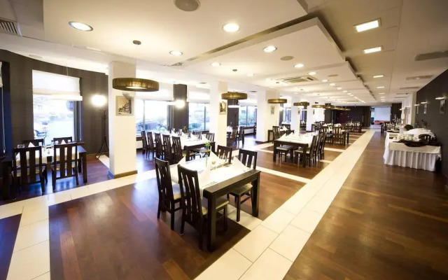 Centrum Hotel