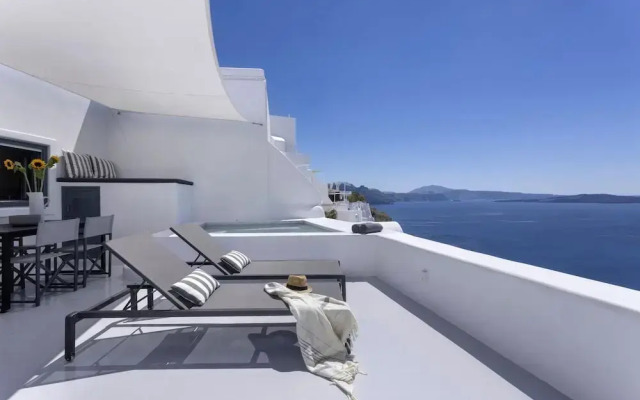 Bluedome Cavehouses by Otium Villas