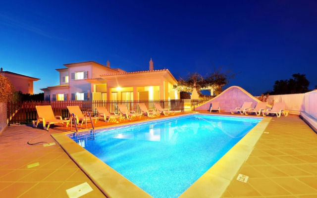Villas2Go2 Águia