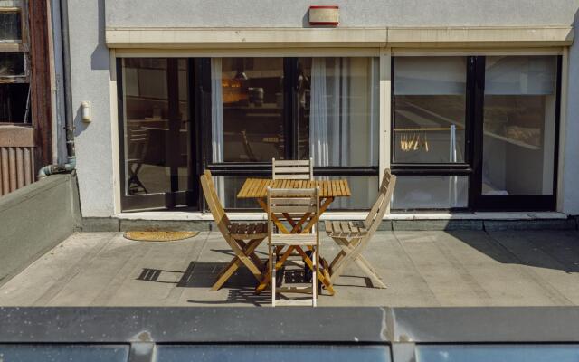 Bright Boavista With Terrace