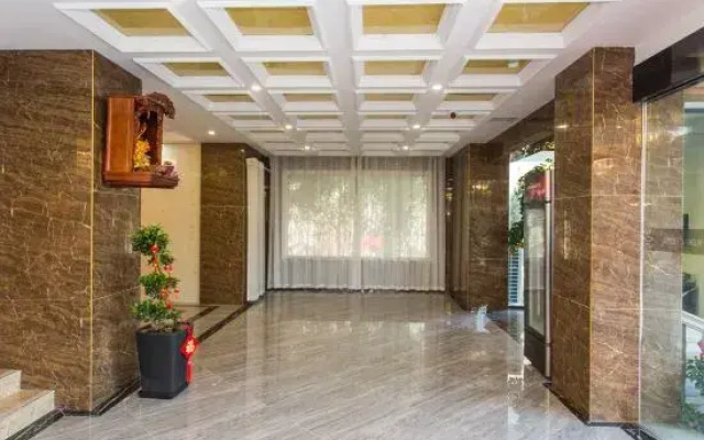 Shangmeijia Minimalist Light Residence Hotel (Zhangjiajie Seventy Two Wonders Building)