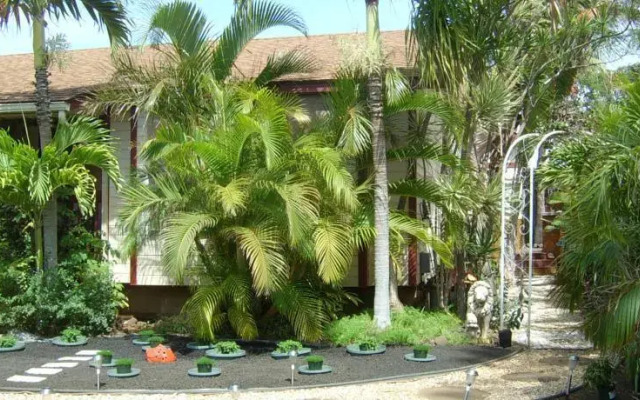 Two Story Cozy Ohana