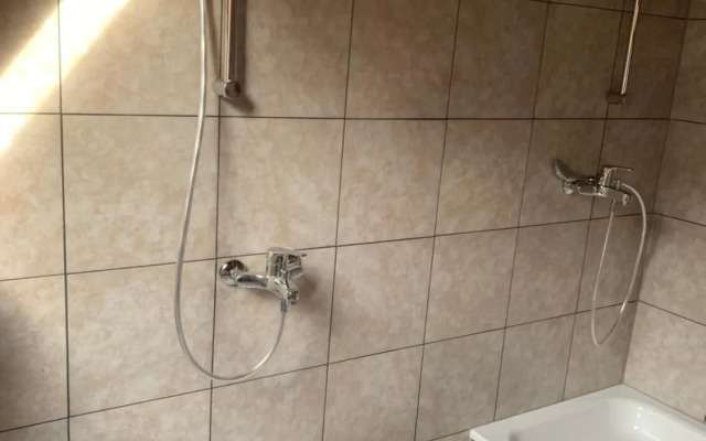 AB Apartment Objekt 122 - Hostel