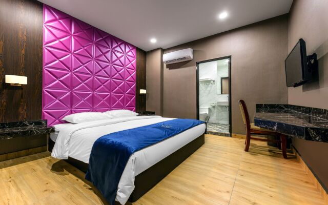 U3 Hotel