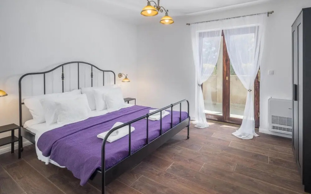 Beautiful Home in Antonci With Outdoor Swimming Pool, Wifi and 8 Bedrooms - Cottages_and_Houses in Porec - Photo 3